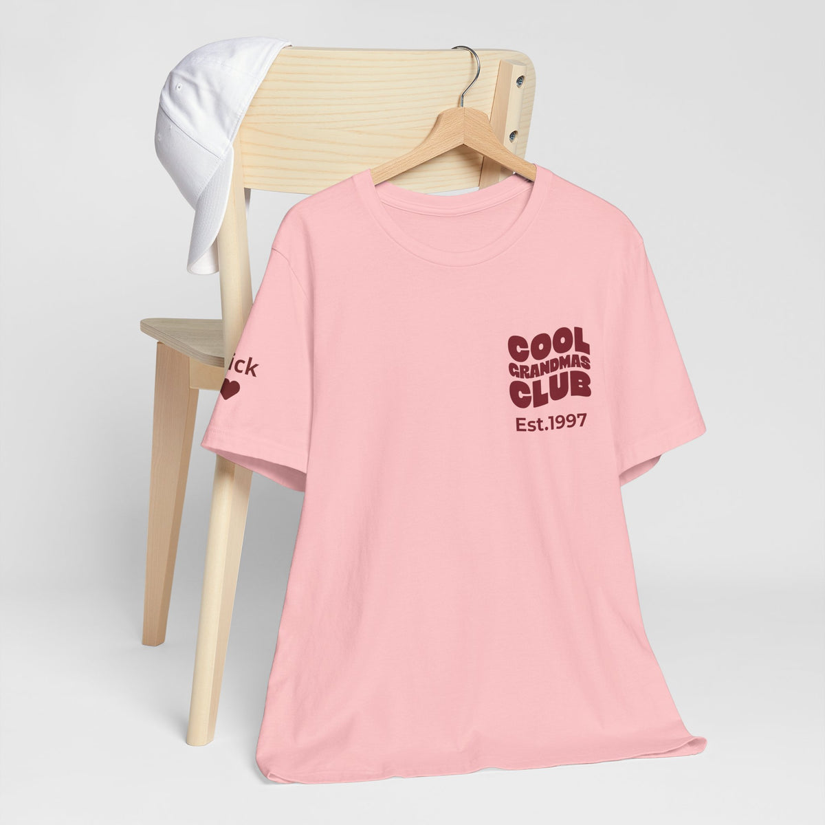 T-Shirt Cool Grandmas Club and Grandchildren's Names on Sleeve
