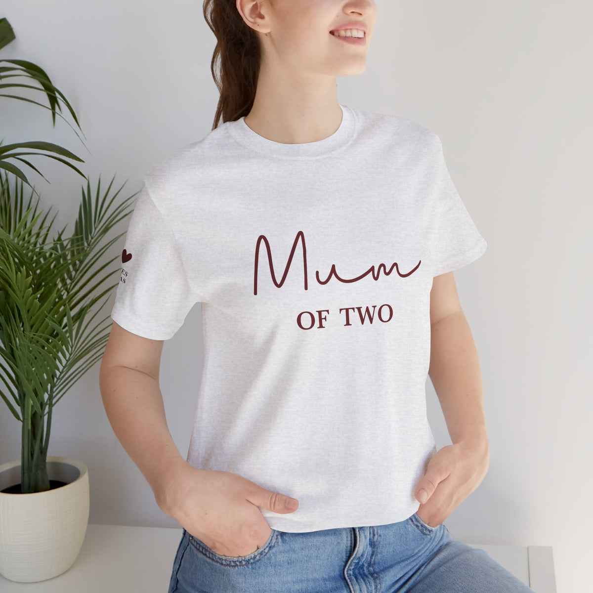 Camiseta Mamá de y nombres personalizados