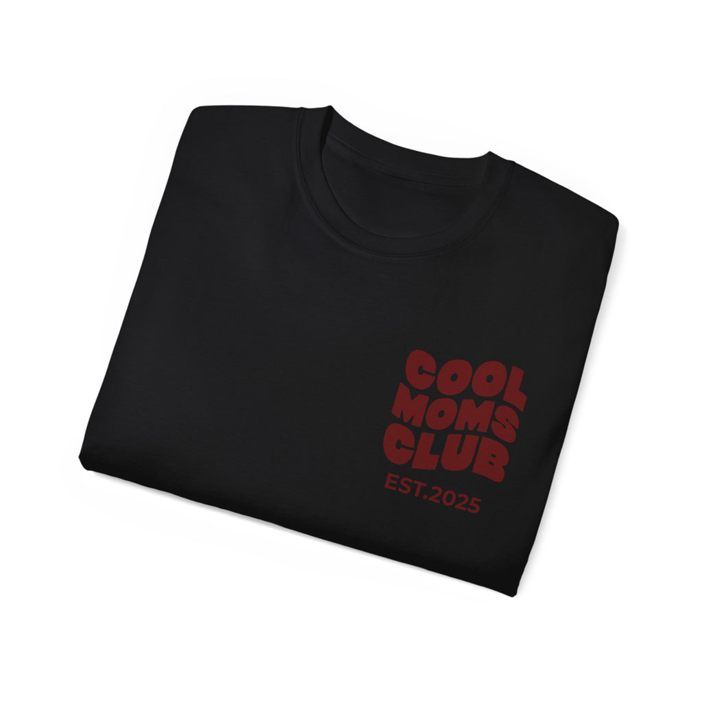 T-Shirt Cool moms club and first names on sleeve