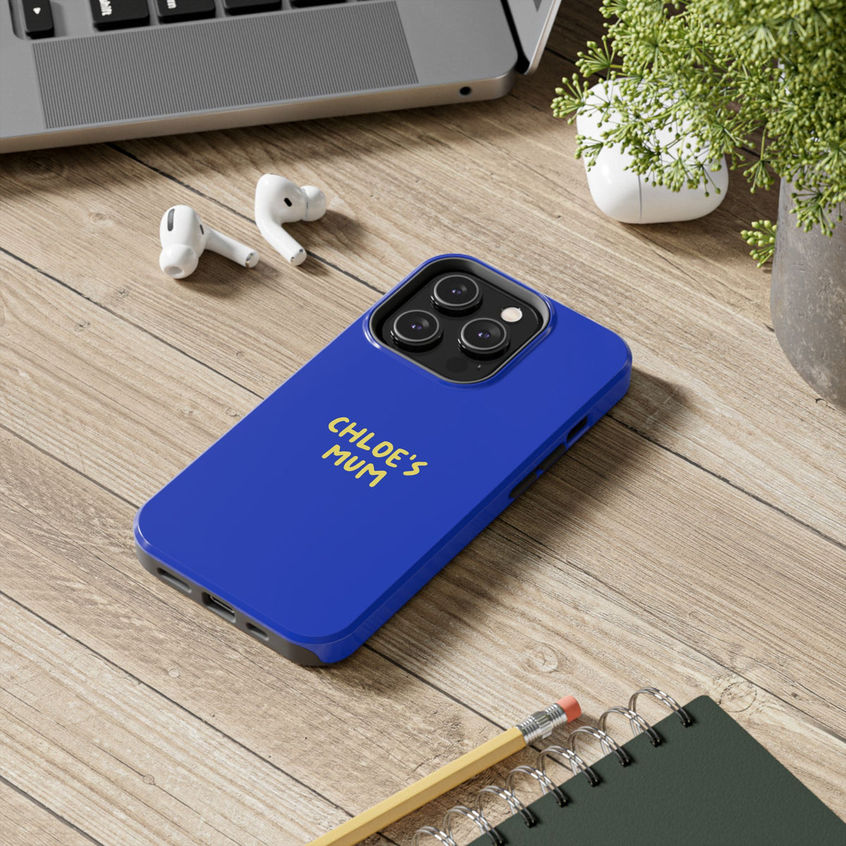 Funda de teléfono azul con texto personalizado