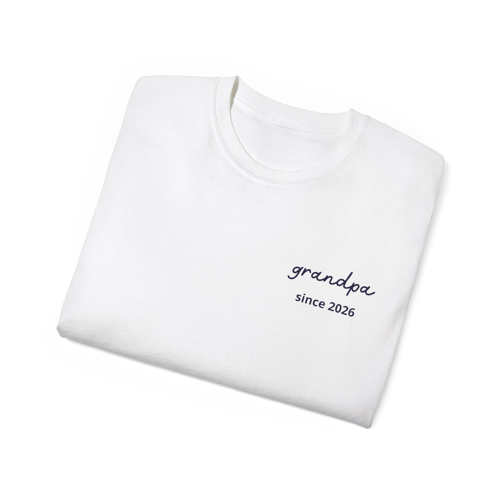 T-shirt Grandpa since date pinted on heart and first names on sleeve