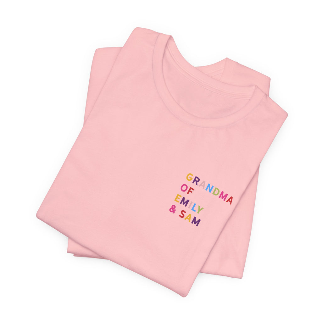 Camisa de la abuela con los nombres de los nietos multicolores