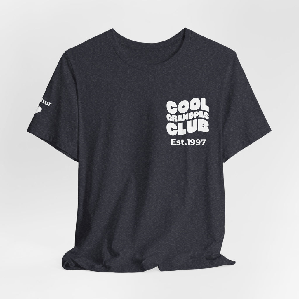 Camiseta Club de Abuelos Geniales y Nombres en las Mangas