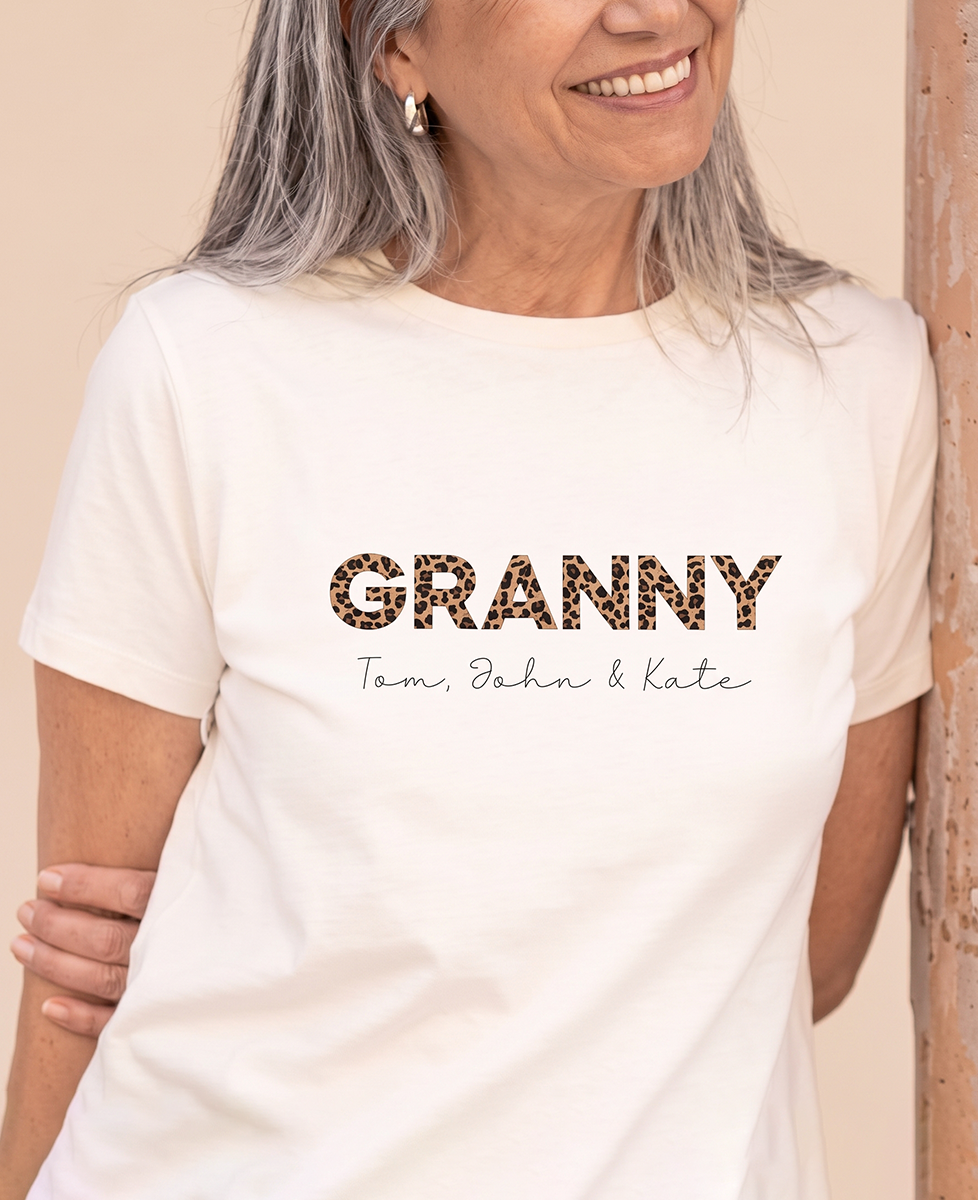 Camiseta personalizada de leopardo para abuela