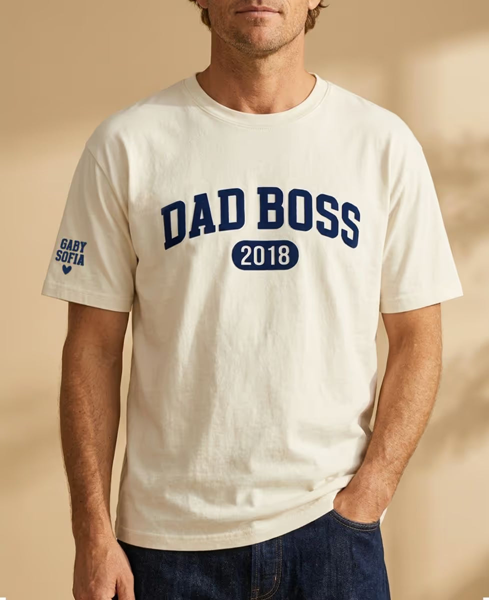 T-Shirt Dad Boss and first names personalized